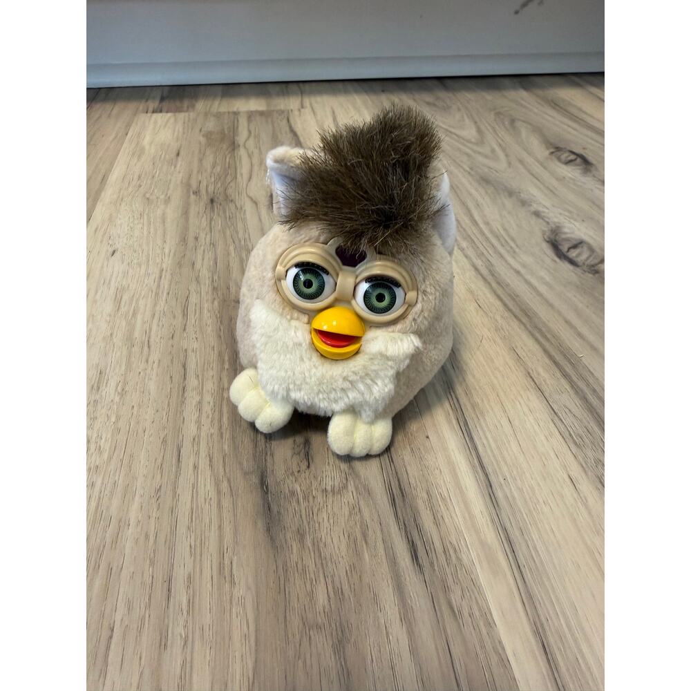 Furby Buddies JOKE MORE Bean Bag Plush OWL Tan Beige Tiger 1999 Green Eyes